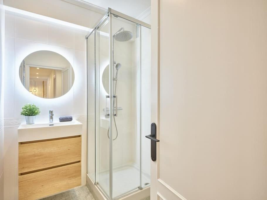 New.Apto-Ponzano. Luxe & Spacious 4Rooms 3Bathroom マドリード エクステリア 写真